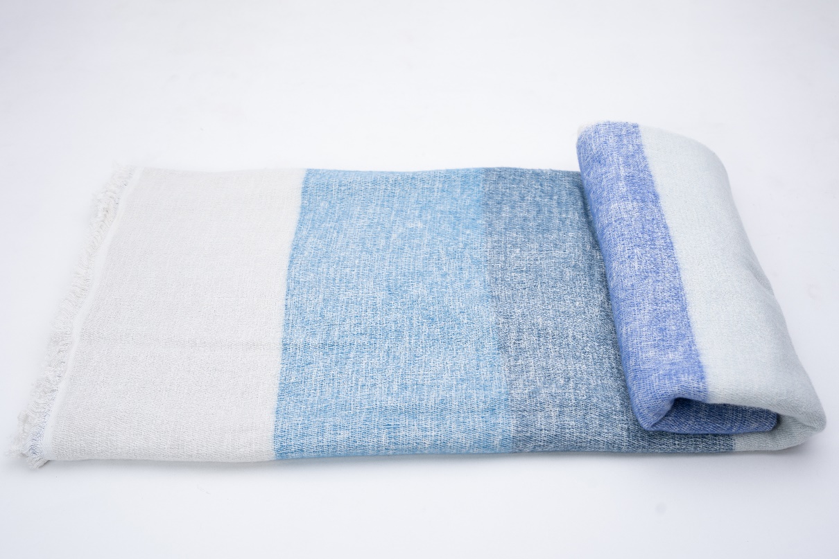 Hand-Woven Throw (61140)